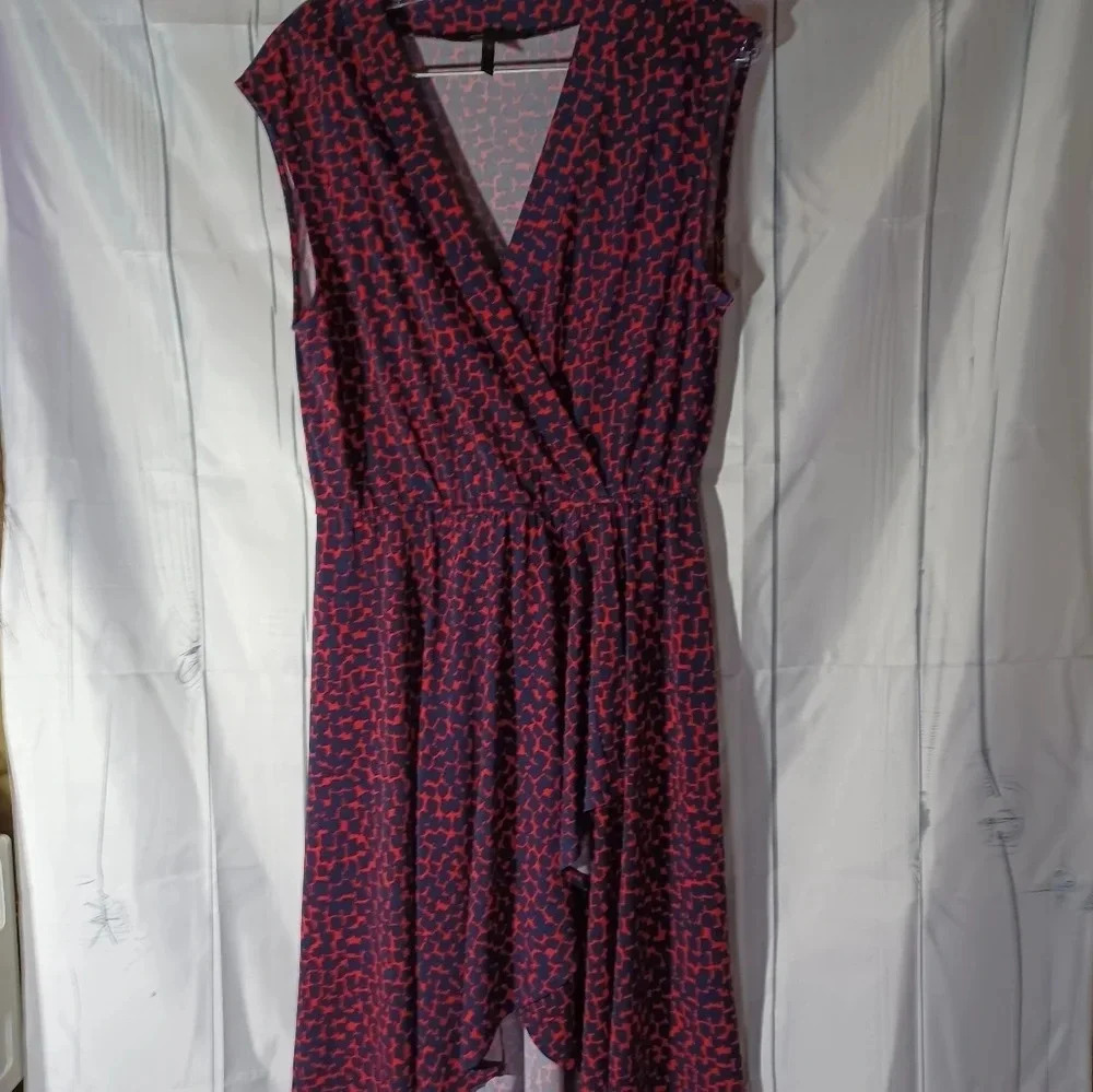 BCBG MacAzria Faux style wrap preppy dark coquette sleeveless dress
